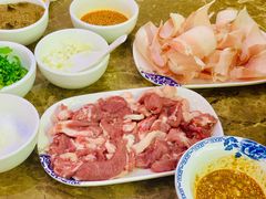 熟五花-牛叔鲜羊肉铜火锅(远东小区店)