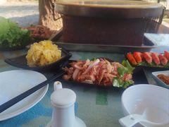 -思念果岭湖畔花房餐厅