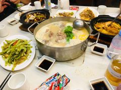 -肥仔文澳门猪骨煲(南京西路店)