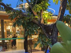 -茅草房·河畔园林火锅