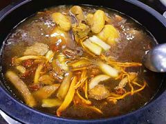 -滇釜火锅·能喝汤的火锅(车公庄店)