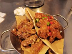 炸鸡翅一半一半-富乐满韩国正宗炸鸡韩国料理(虹泉路店)