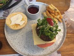 -麦甜创意轻食餐厅(西康路店)