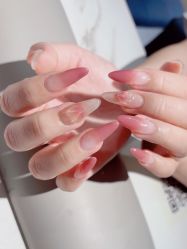 -丽心自助美甲美睫