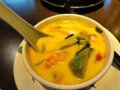 冬阴功-大头虾越式风味餐厅(光明广场店)