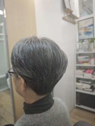 -首脑美发沙龙