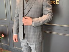 -尊卡诺高级西装礼服定制(江东中路店)