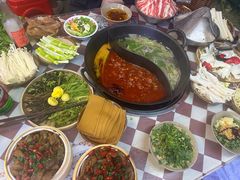 -赵美丽·重庆社区火锅·直营店(火车东站·中豪国际店)