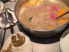 -宴全牛粤来越牛潮汕鲜牛肉火锅(海州万达广场店)