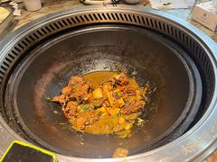 -锅老头海鲜铁锅炖