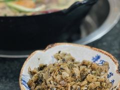 咸菜-石灰市毛记烧鸡公(解放碑店)