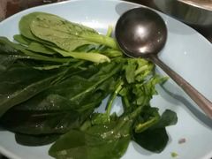 -乡土黄·鲜牛肉火锅·小龙虾(兴业街店)