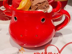 嗨杯牛YEAR-哈根达斯(芳圆里店)