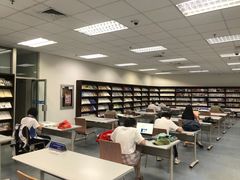 -南山图书馆(常兴路店)