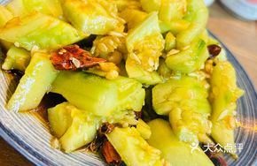 Smashed Cucumber with Garlic