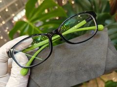 -爱视眸Eyeblling眼镜·依视路·蔡司镜片折扣店(百联南方商城购物中心)