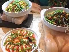 -松山湖凯悦酒店·Café自助餐厅·周末火舞秀表演