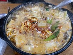 -天瑞福云南过桥米线(十里河店)