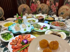 -快乐海鲜酒楼(滇池路店)