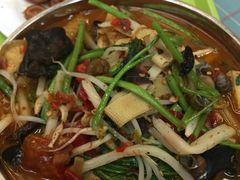 螺狮肉汤粉-红鼻子桂林米粉(金唐新光界店)