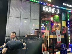 门面-红钳侠小龙虾·烧烤(中赢康康谷店)