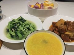 -鲸励母婴月嫂(望京店)