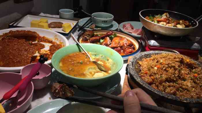 小菜园(八佰伴澄星店)-"偶遇吴中万达小菜园,周末排队很多啊.这边.