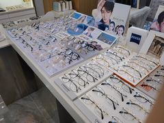-视野联行眼镜·蔡司·控优点授权(长白万象汇店)