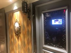 -环球梦主题KTV(曲阳生活购物中心店)