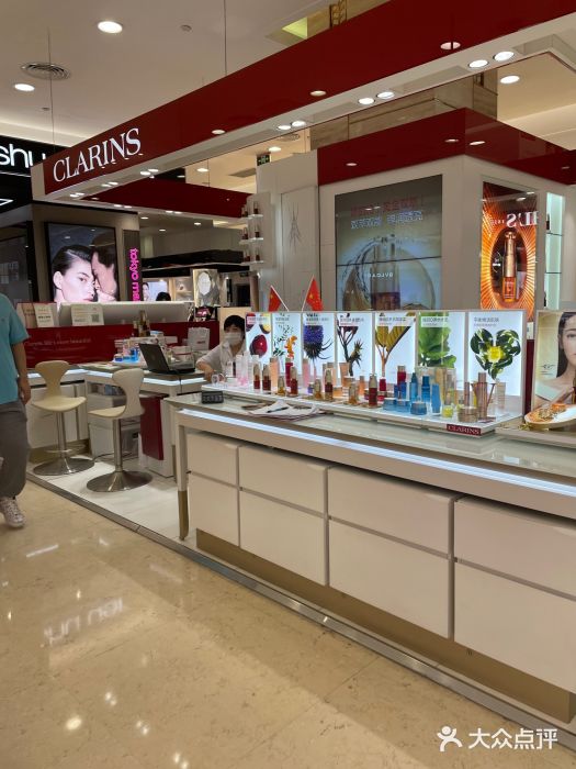 王府井百货(总府店)图片