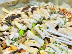 簸箕吊水皖鱼-何乡别院·中式农庄(姑婆山大道店)