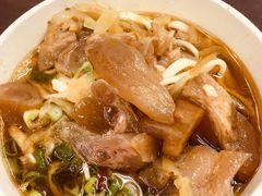 -六合夜市