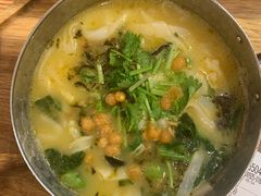 金汤酸菜鱼片手工粉-小满手工粉(上海文峰广场店)