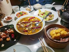 -初蓉丨遇见新川菜(亲贤街荣耀店)