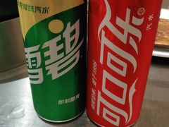 -胡须佬鸡煲四季火锅店(石厦西村直营店)