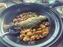 八分钟砂锅焗黄鱼-有喜胶东小馆(太申祥和店)