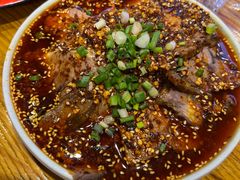 红油牛腱肉-柴窝堡22号辣子鸡·传承新疆菜