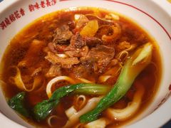 -呷佬·长沙手工米粉(金沙江路店)