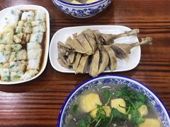 -苏生鸭血粉丝(鹿鸣路店)