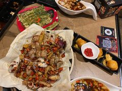 -何师烧烤·香辣蟹·川菜·30年老品牌(太古里旗舰店)