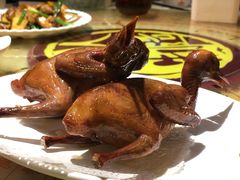 招牌烤乳鸽-石岐佬中山菜馆(张溪店)