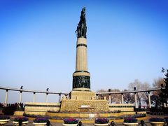 -人民防洪胜利纪念塔