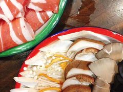 -东镇老火锅(长春路首店)