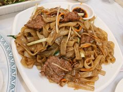 干炒牛河-文记壹心鸡(宝华路店)