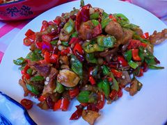 辣椒炒油渣-饶品富牛魔王辣味烧菜馆(船山路总店)