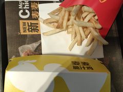 -麦当劳(汉口火车站候车室店)