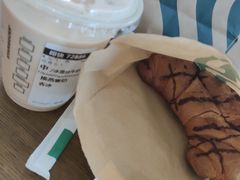 -星巴克(汤臣国贸大厦店)