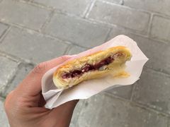 经典玫瑰-嘉华鲜花饼(大理元帅府店)