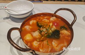 Tomato Shrimp Dumpling Hot Pot