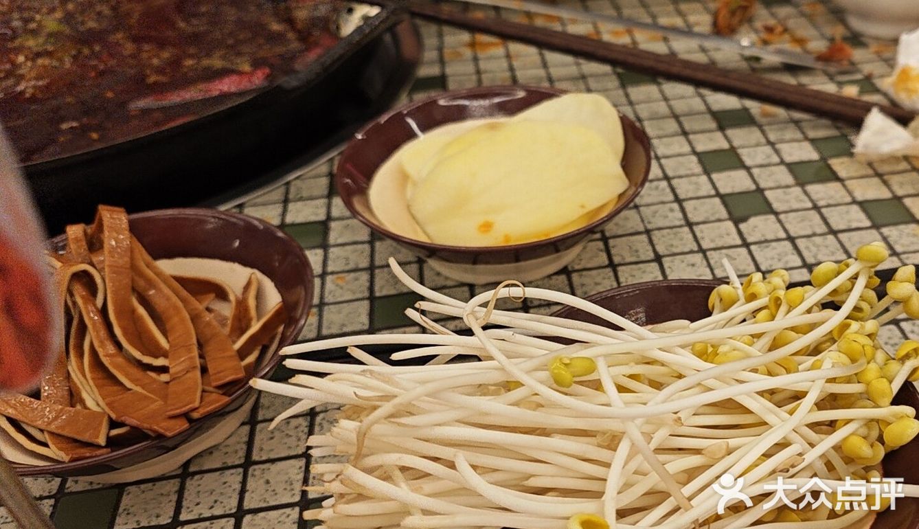 东门人气王，品质老火锅 很不错的一家火锅，丰富多样